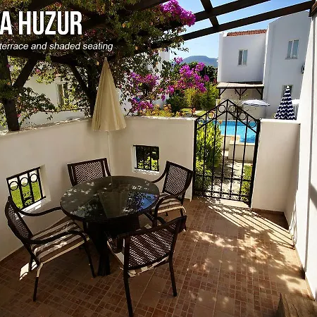 Vakantiehuis Huzur - *